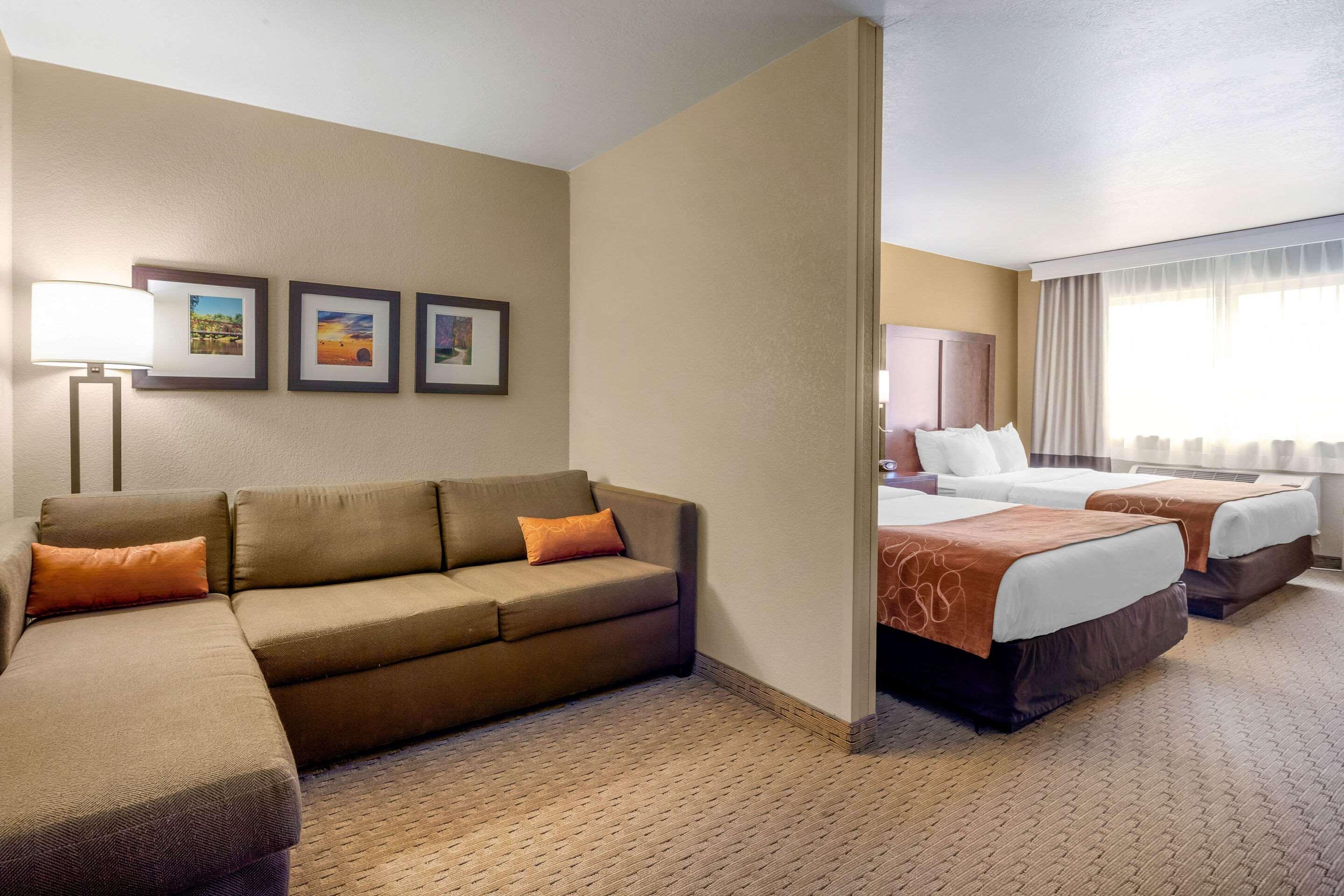 Comfort Suites Μπέρλινγκτον Εξωτερικό φωτογραφία