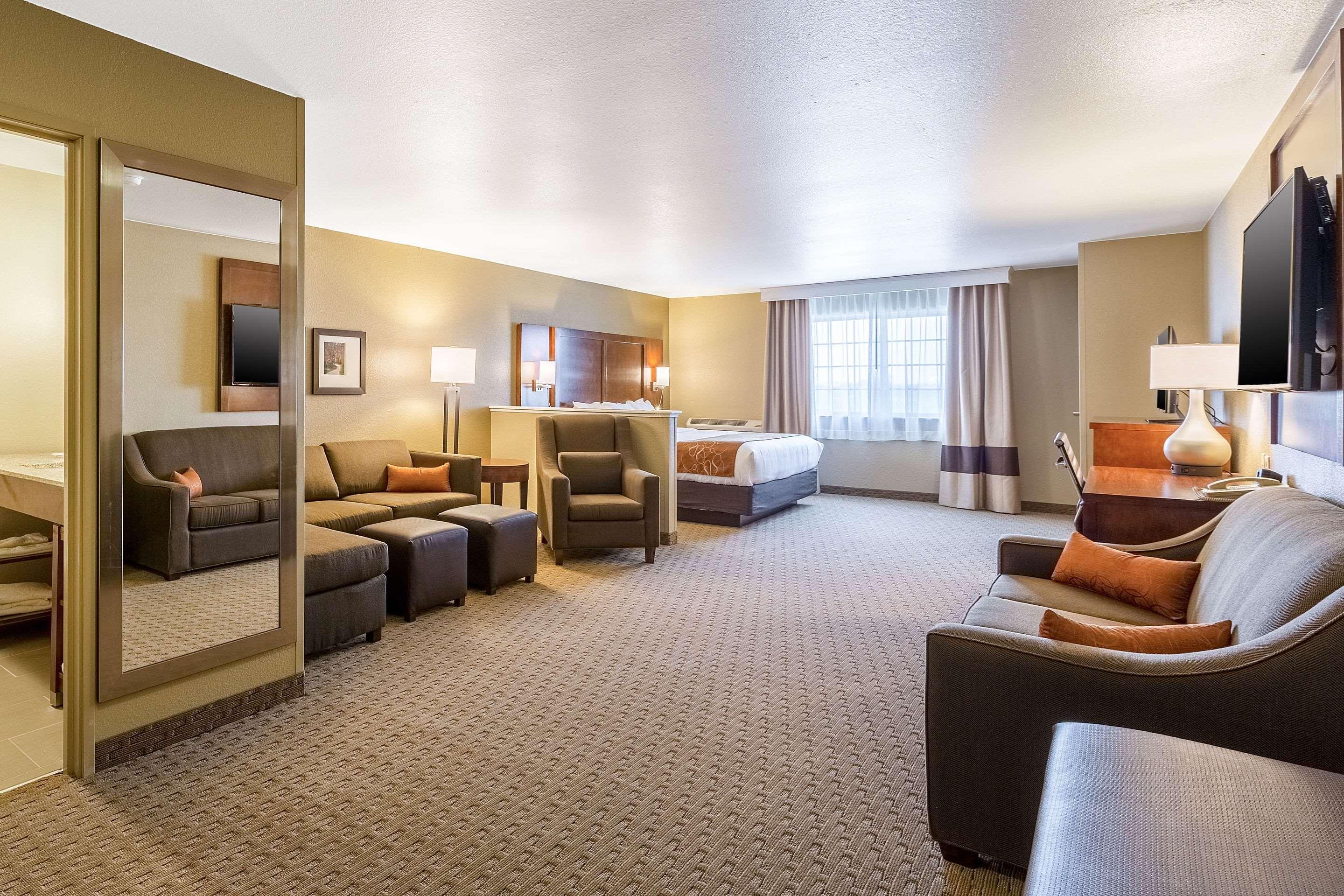 Comfort Suites Μπέρλινγκτον Εξωτερικό φωτογραφία