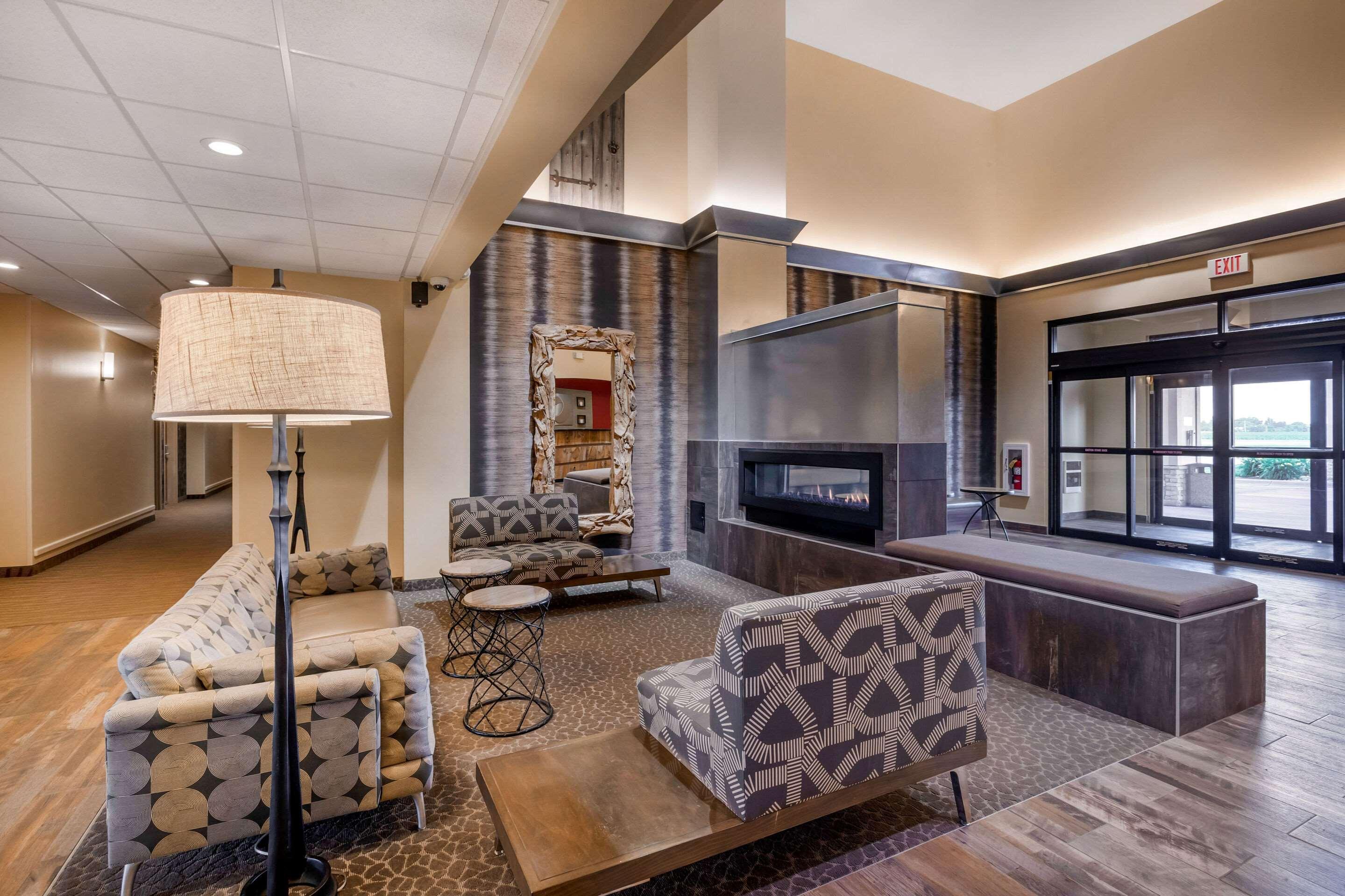 Comfort Suites Μπέρλινγκτον Εξωτερικό φωτογραφία