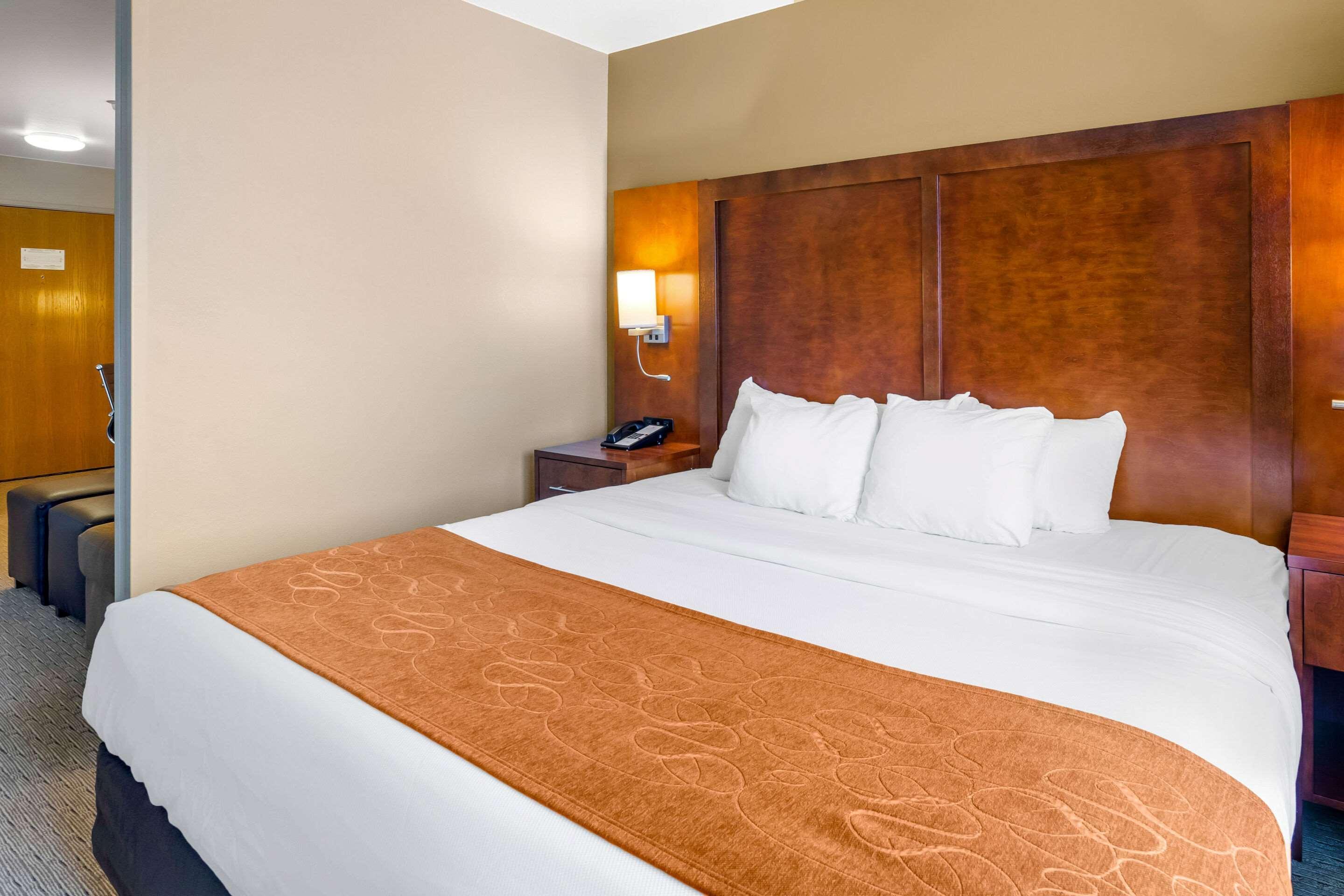 Comfort Suites Μπέρλινγκτον Εξωτερικό φωτογραφία