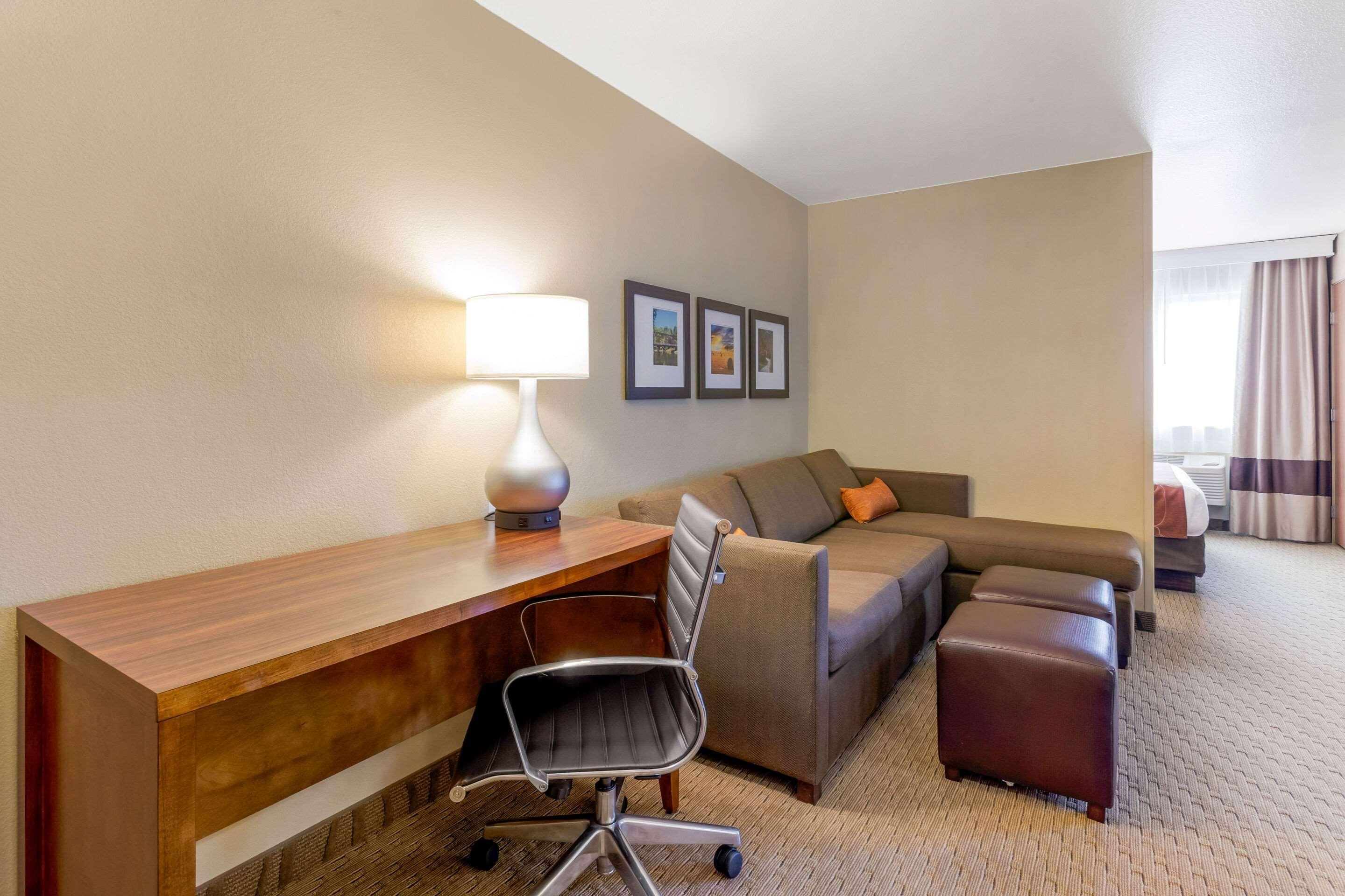Comfort Suites Μπέρλινγκτον Εξωτερικό φωτογραφία