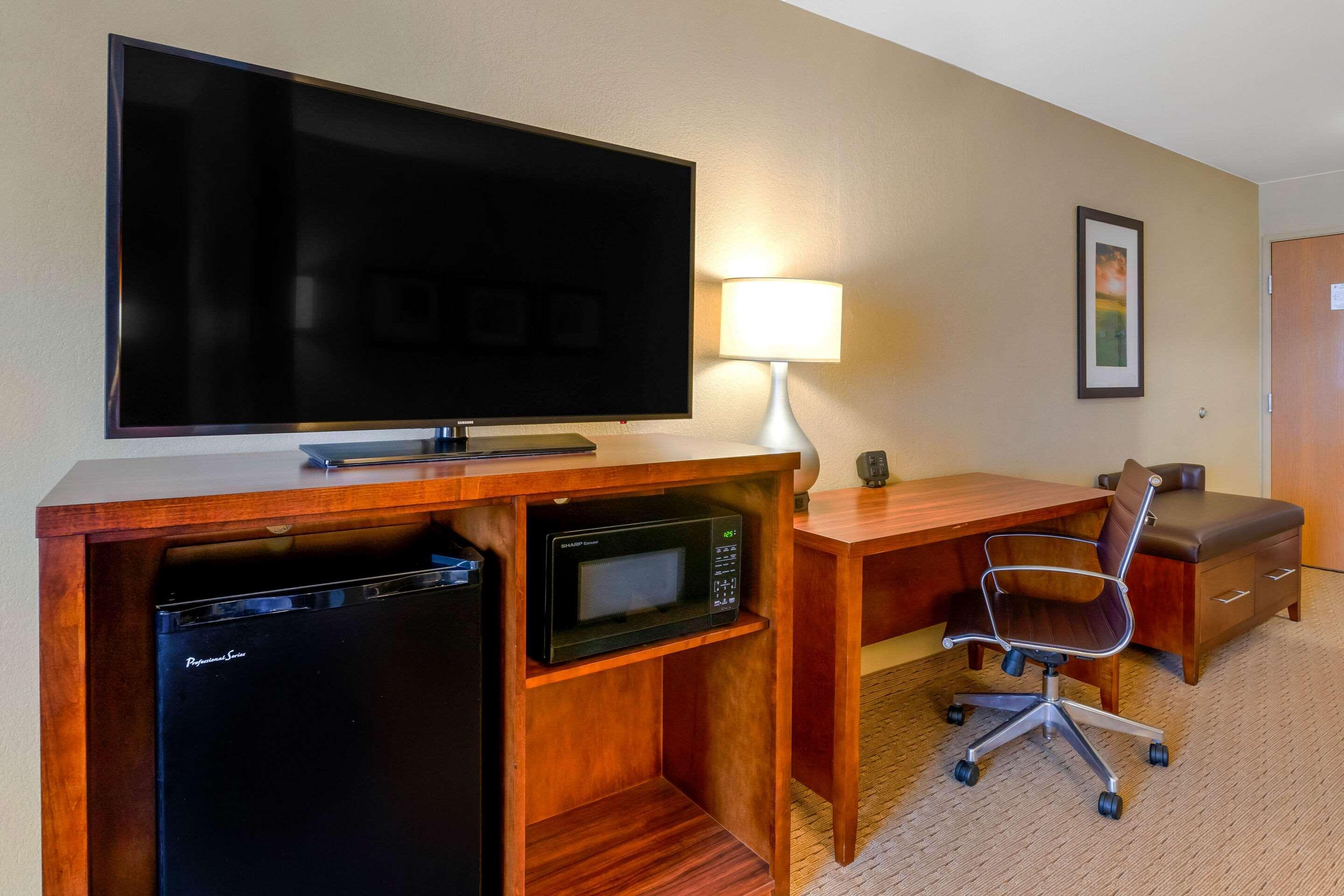 Comfort Suites Μπέρλινγκτον Εξωτερικό φωτογραφία
