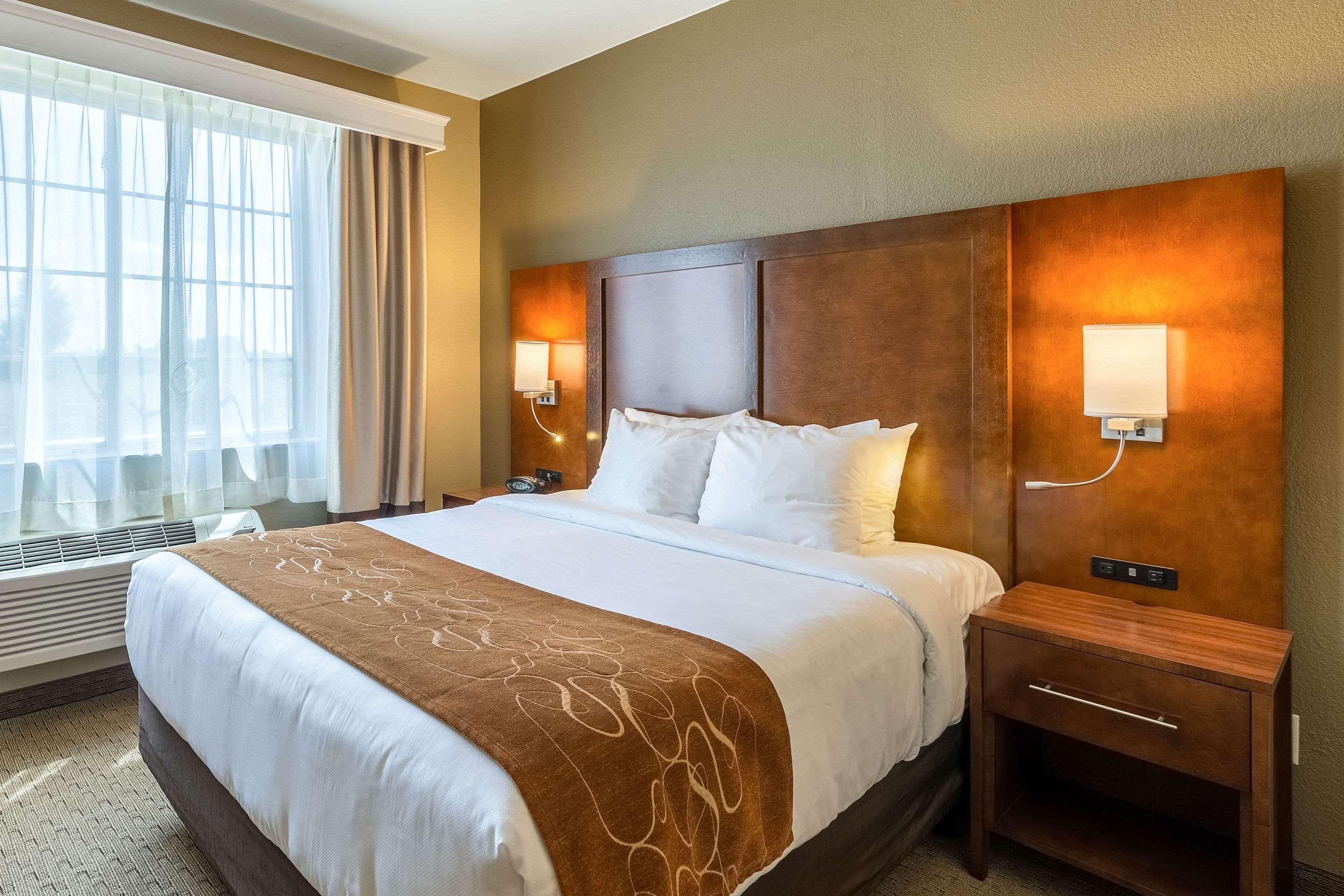 Comfort Suites Μπέρλινγκτον Εξωτερικό φωτογραφία