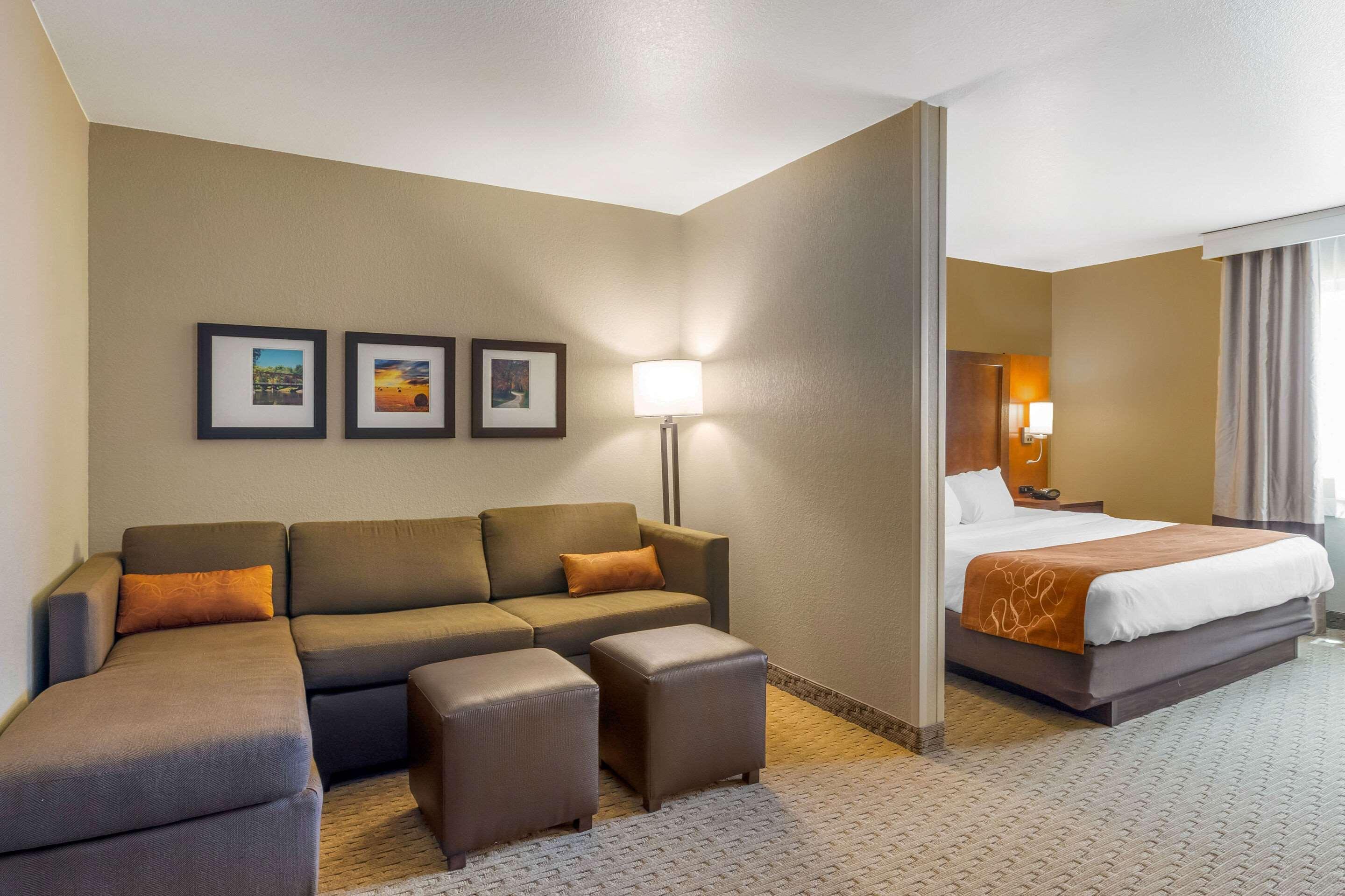 Comfort Suites Μπέρλινγκτον Εξωτερικό φωτογραφία